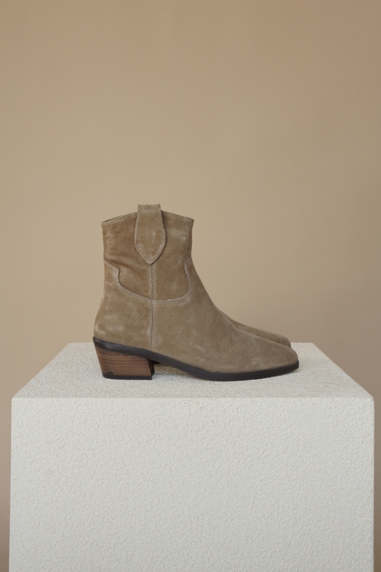 Linde Western boot  Taupe