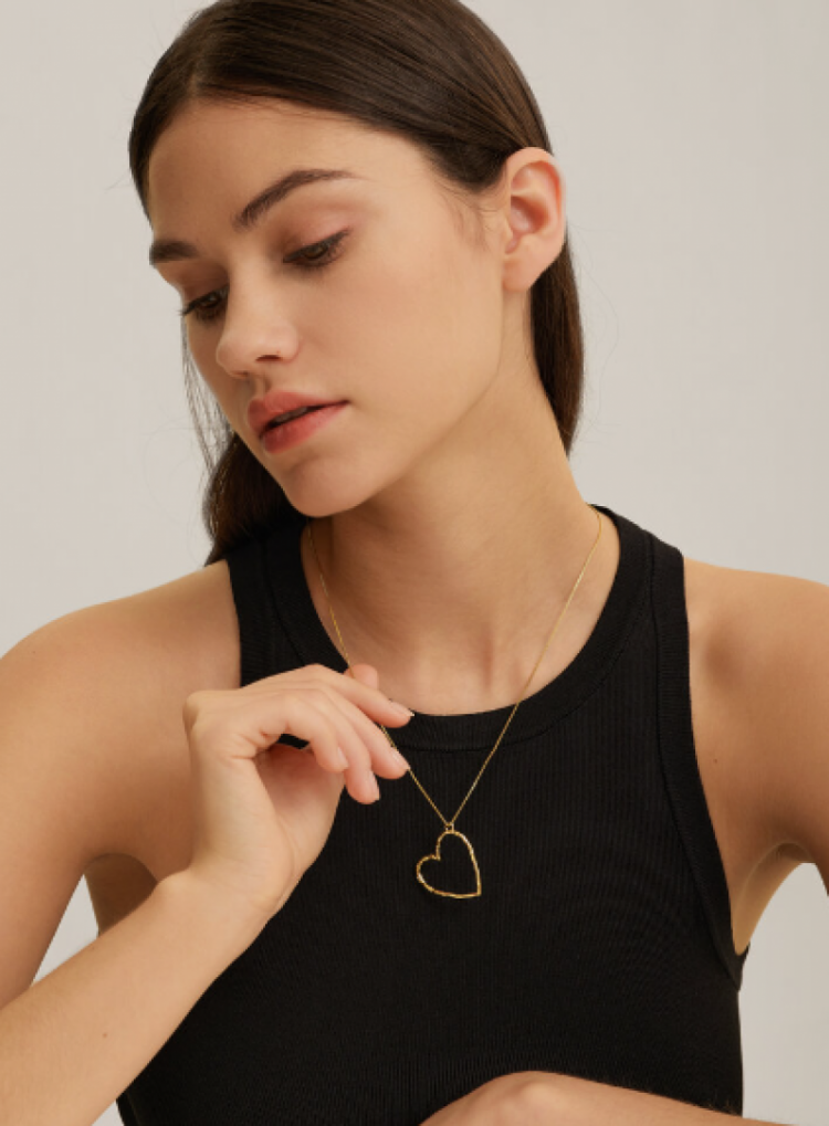 Roni Heart Necklace Gold