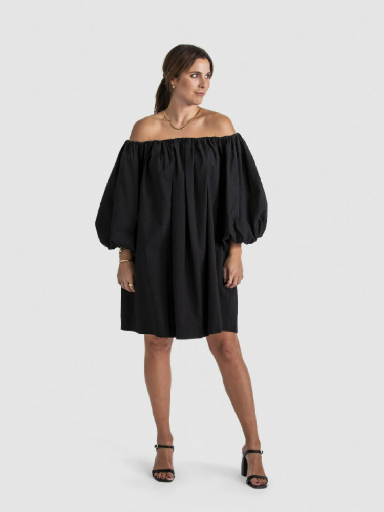 Isla off shoulder dress Black