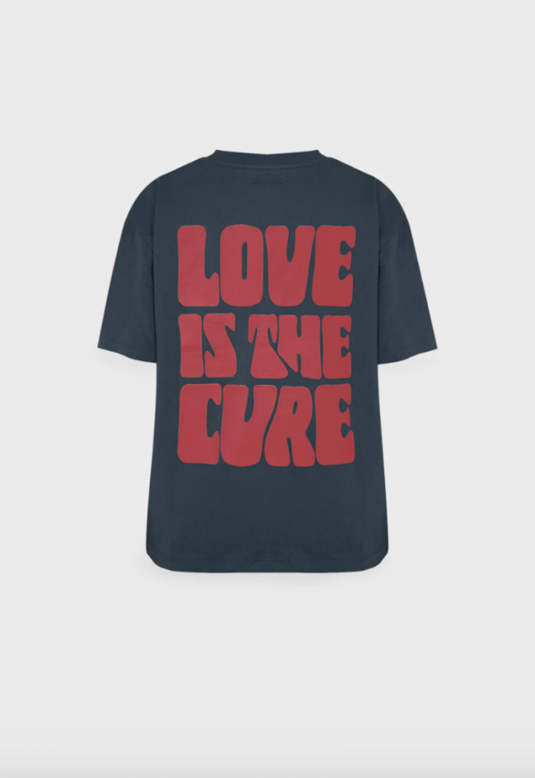 Love tee navy