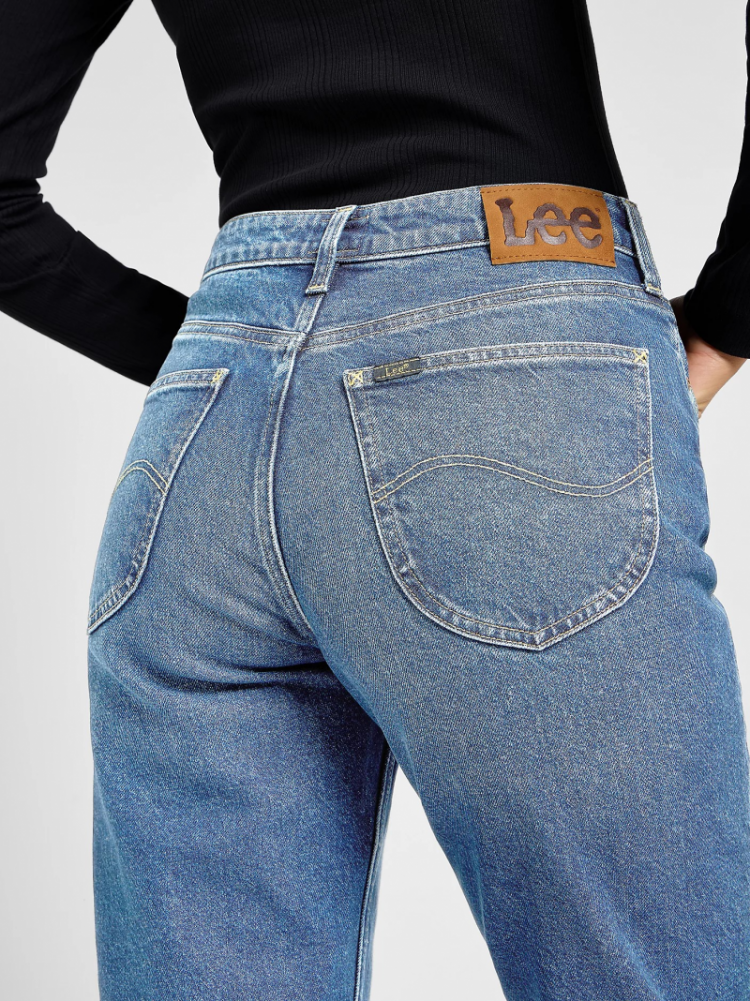 Carol Regular Straight Classic Denim