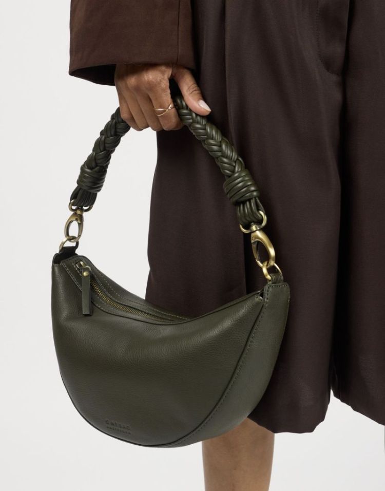 Leo twisted handle Moss green