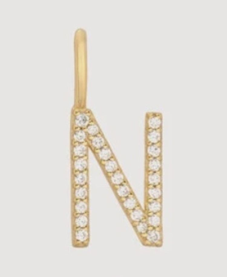 Initial strass charm N goud