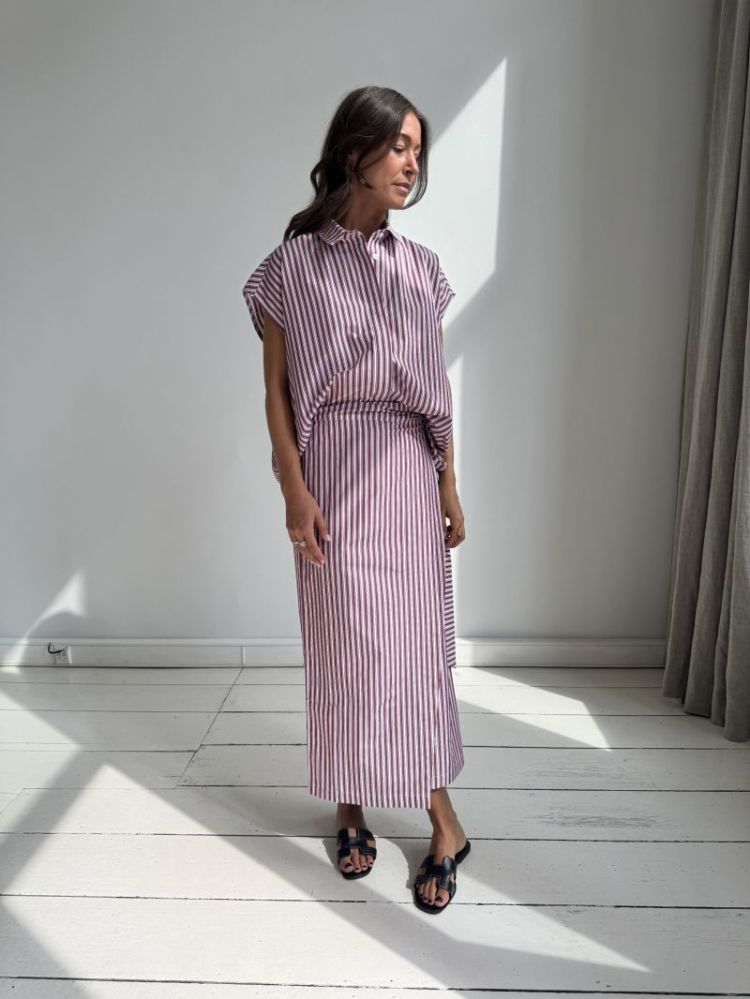 Pixie wrap skirt with side tie pink burgundy s