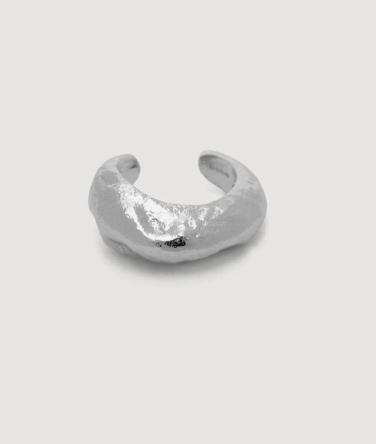June hammered ear cuff single Silver