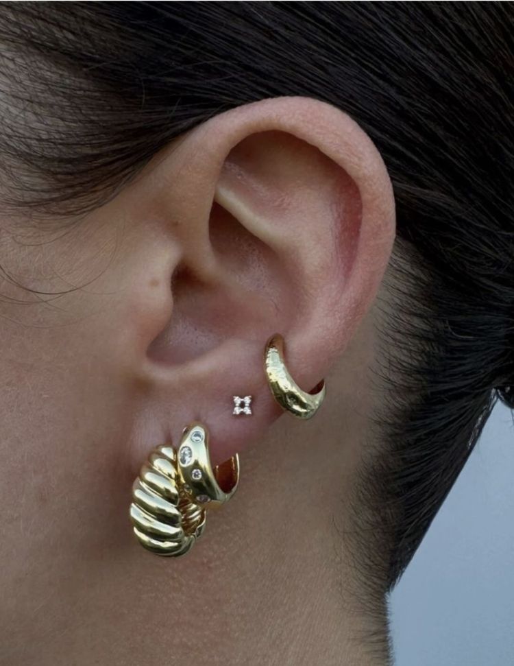 June hammered ear cuff single Gold