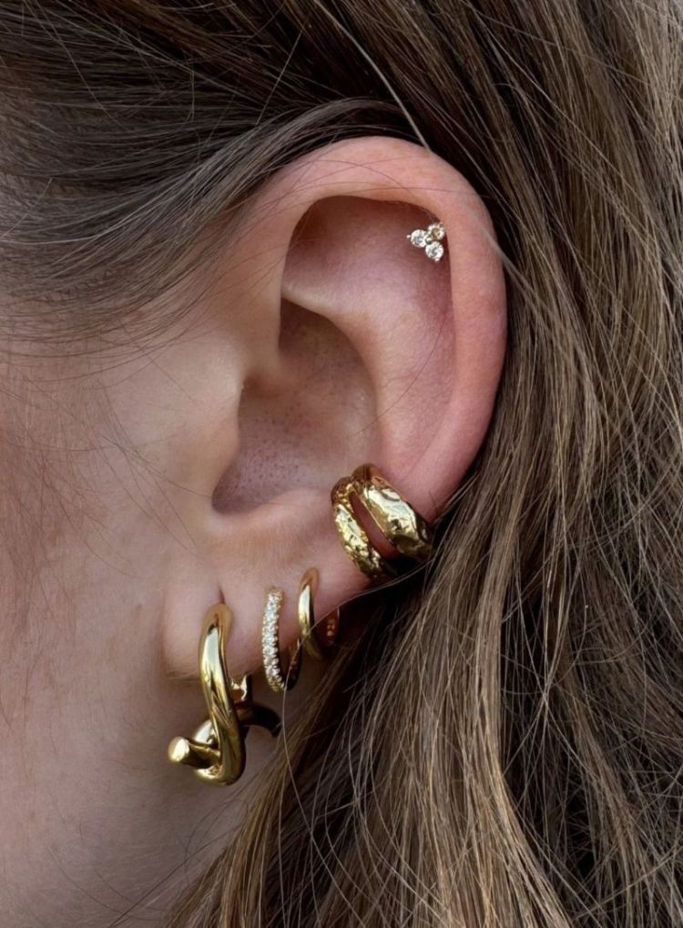 June hammered ear cuff double Gold
