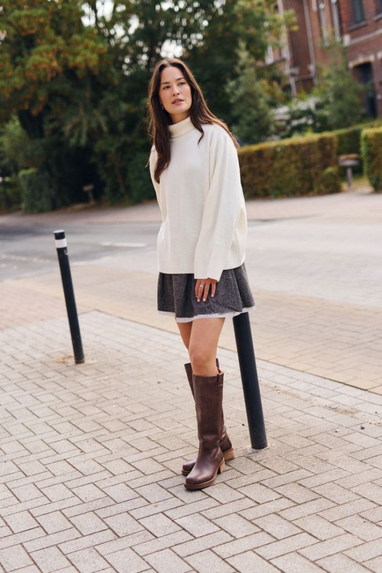paannika vintage brown